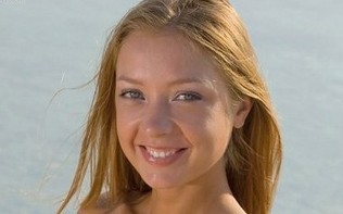 Anna B Beach From Pretty Nudes