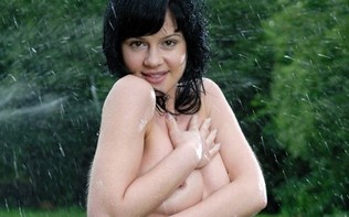 Jasmine Shower From Pretty Nudes