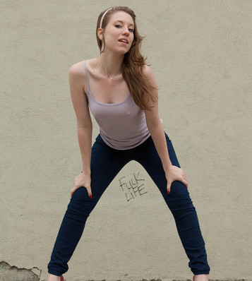 Olivia Pelton The Jean Test From Zishy